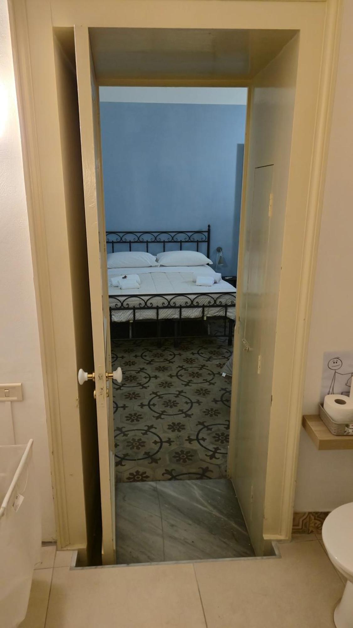 Saranton House Hotel คาตาเนีย ภายนอก รูปภาพ